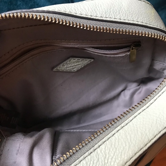 Mint green fossil purse - Picture 8 of 8